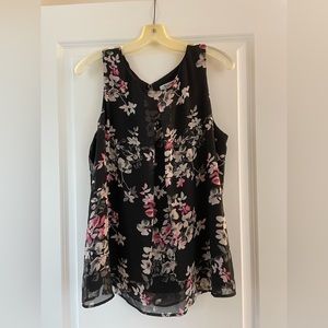 White House Black Market Size Large